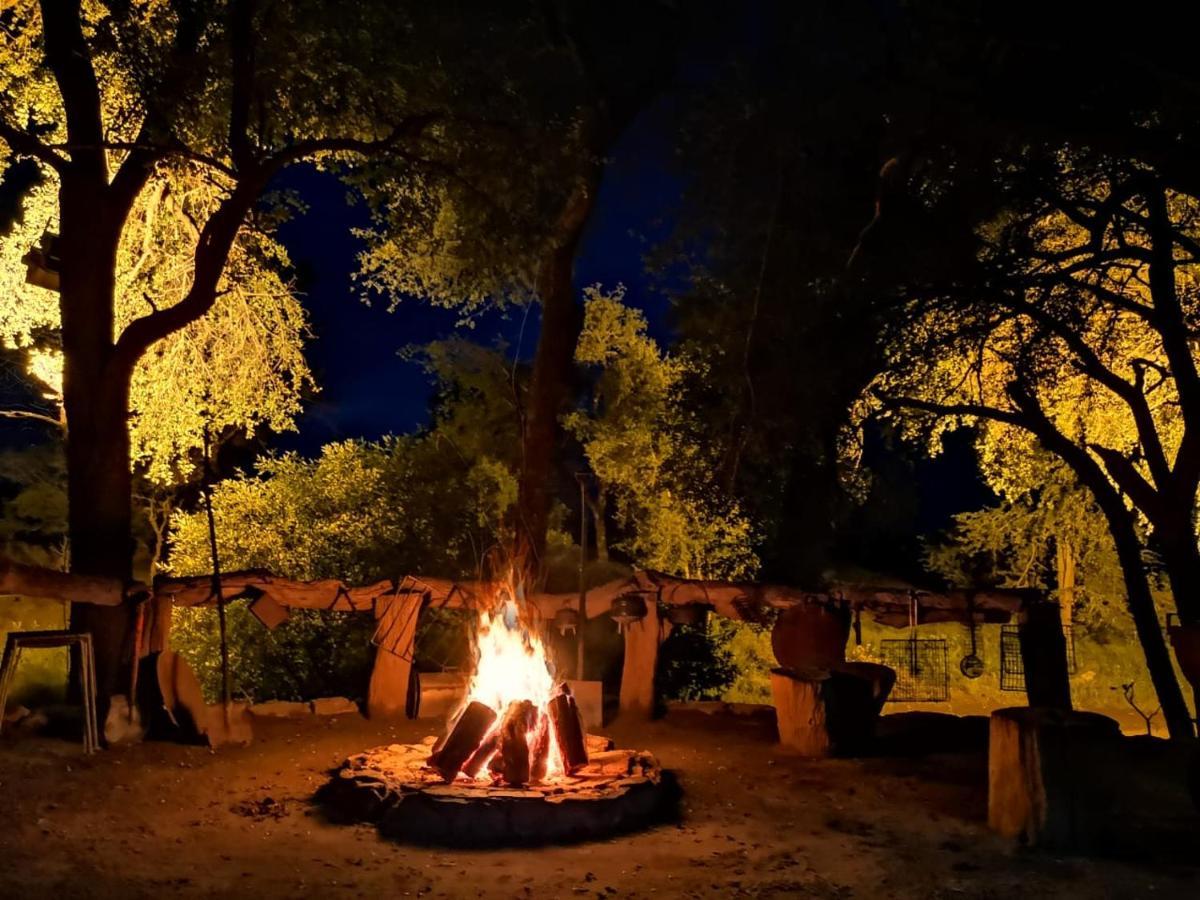 Sable Creek Safari Lodge Цанін Екстер'єр фото